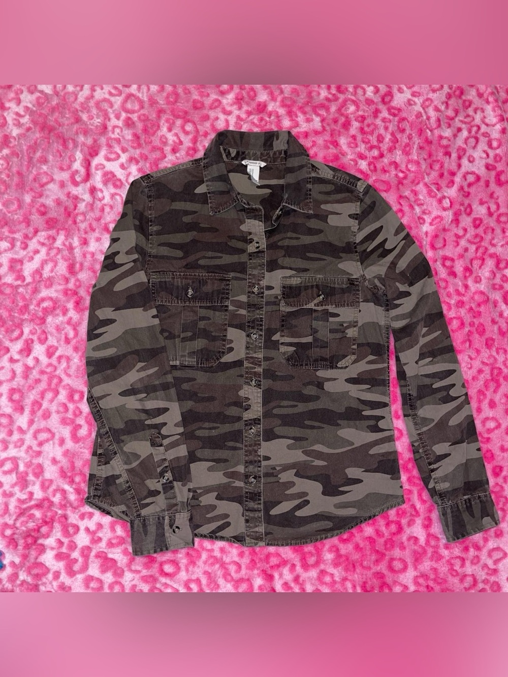 Forever 21 camo button up